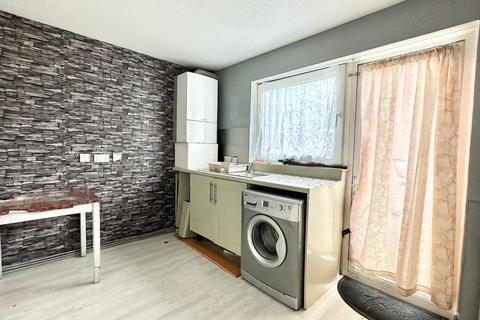 5 Northumberland Road, London, E6 5RN
