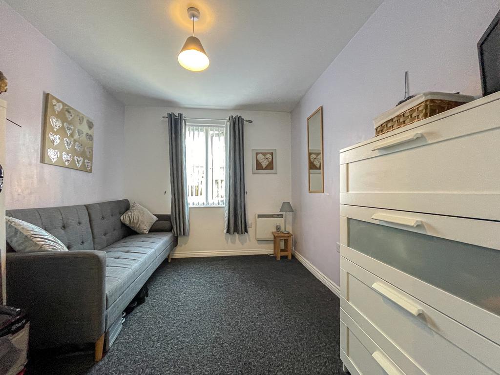 8 Stable Drive - Bed 2