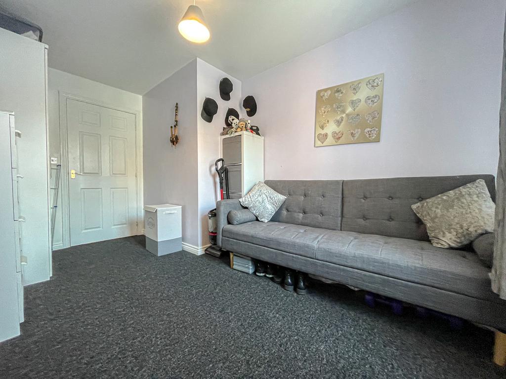 8 Stable Drive - Bed 2 (2)