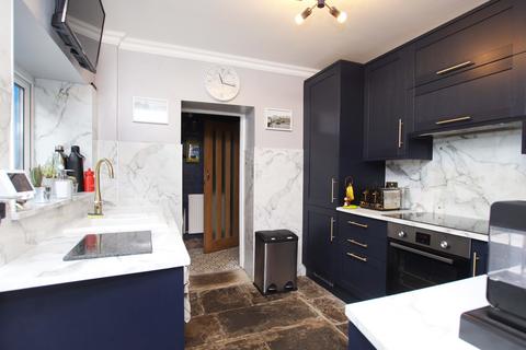 44 Berw Road, Pontypridd, CF37 2AA
