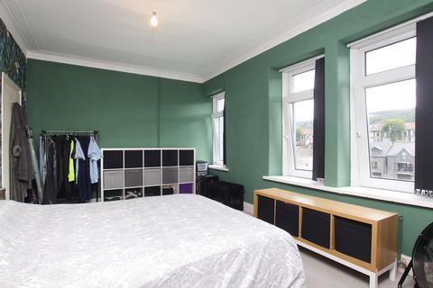 44 Berw Road, Pontypridd, CF37 2AA