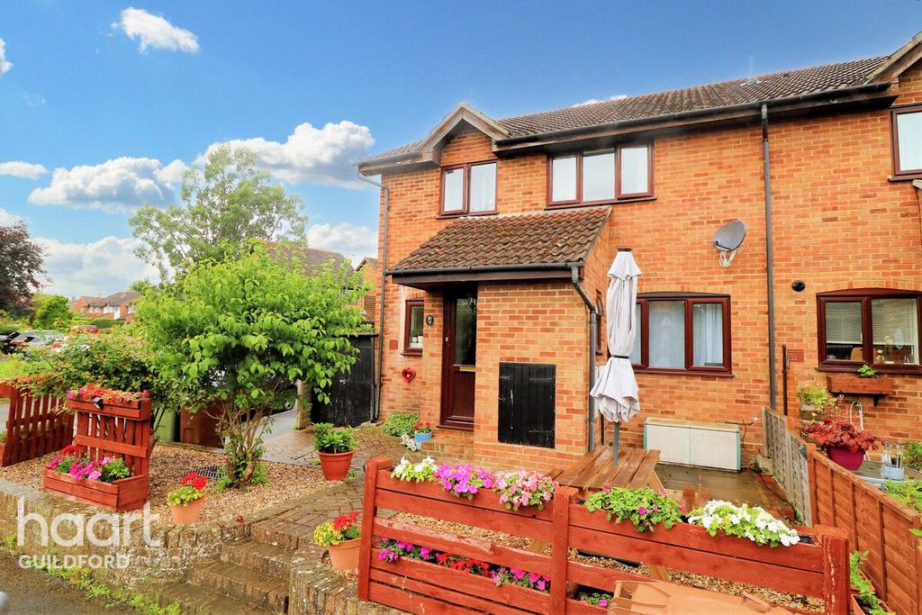 Chatfield Drive, Guildford 2 bed end of terrace house £338,000