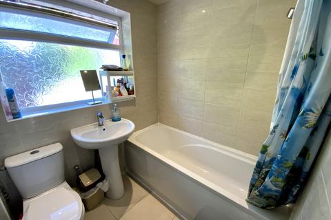 99 Devon Road, Luton, LU2 0RU