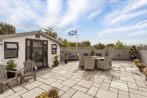 29 Crossraguel View, Maybole, KA19 8BA