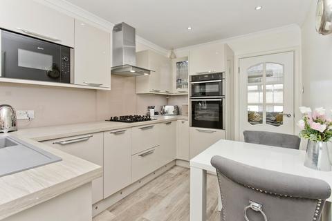 29 Crossraguel View, Maybole, KA19 8BA