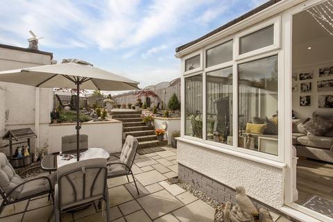 29 Crossraguel View, Maybole, KA19 8BA