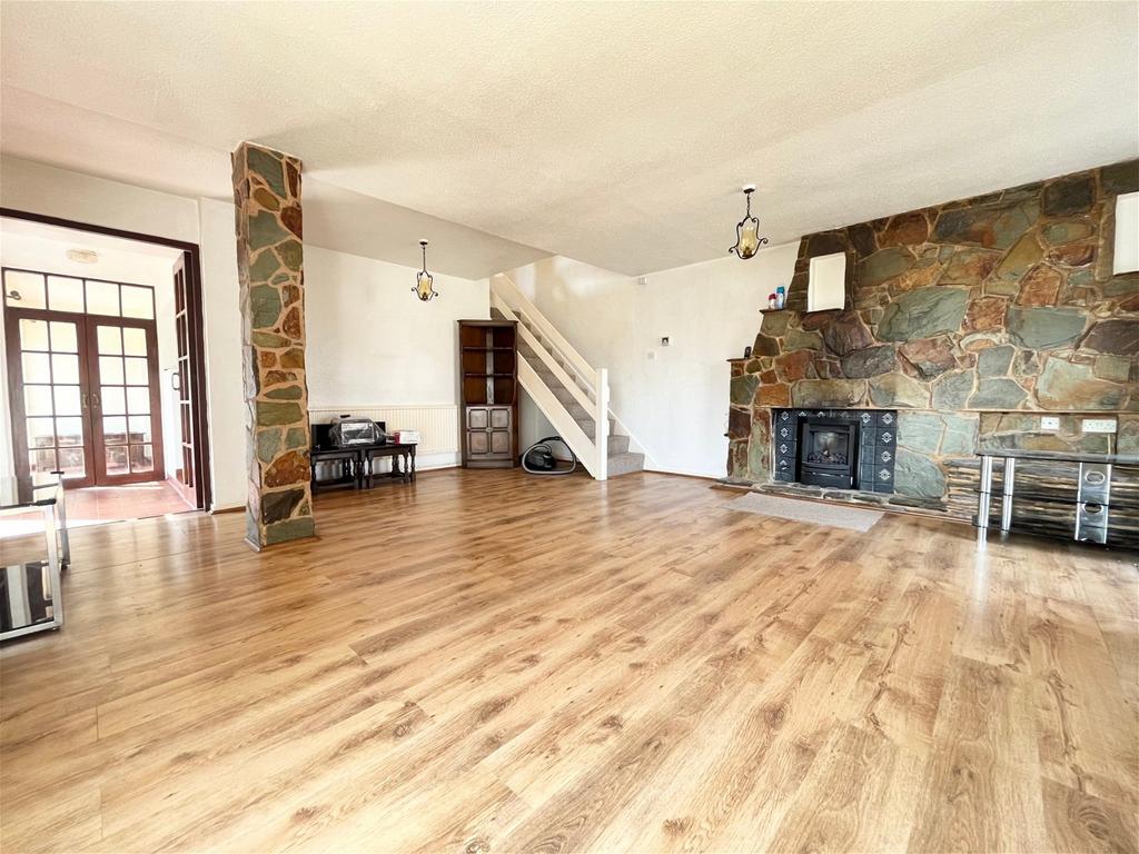 Freshwater Drive, Hookhills, Paignton 4 bed semidetached house for