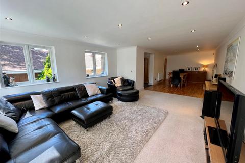 St Aubin Pescot Avenue, Longfield, DA3 7NA