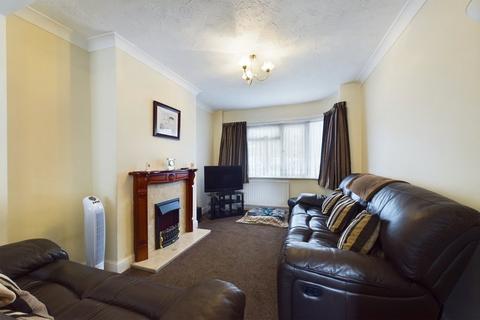 4 bedroom end of terrace house for sale, Bempton Drive, Ruislip Manor, Middlesex, HA4
