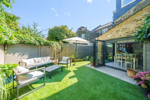 82 Kirkwood Road, London, SE15 3XX