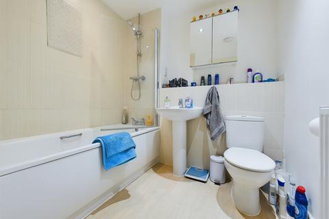 22 Boundary Place, Tadley, RG26 4PW