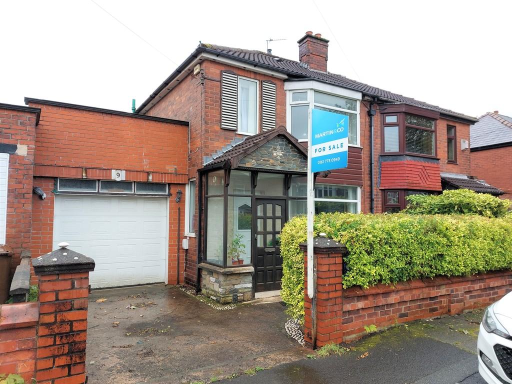 Woodward Road, Prestwich, M25 2 bed semidetached house £250,000