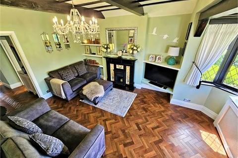 10 Burlescoombe Close, Southend-on-sea, SS1 3QQ