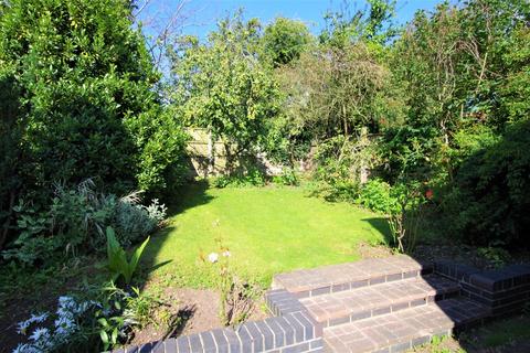 20 Fennel Close, Uttoxeter, ST14 8UW