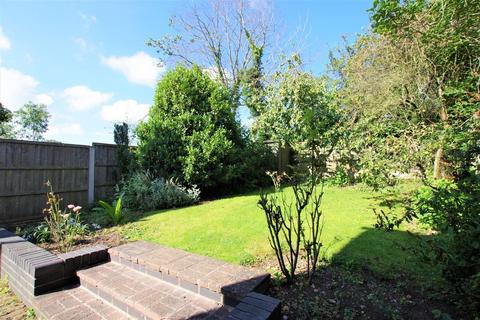 20 Fennel Close, Uttoxeter, ST14 8UW