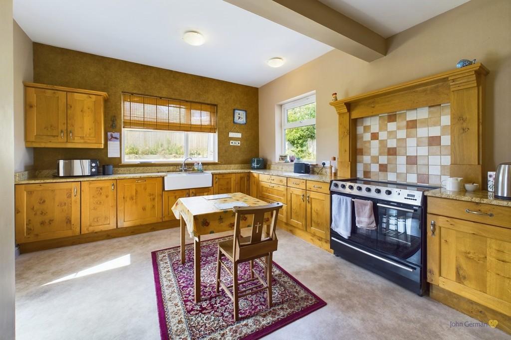 Upper Packington Road, Ashbydelazouch 4 bed detached house for sale