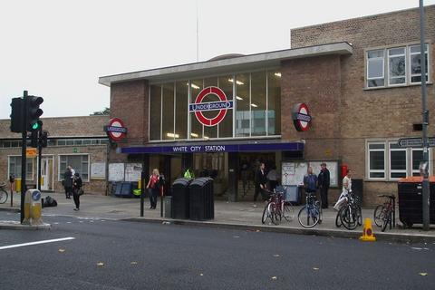 Eynham Road, London W12