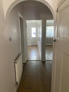 2 bedroom ground floor flat to rent, Upper Sutton Lane, Hounslow