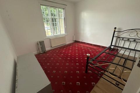2 bedroom ground floor flat to rent, Upper Sutton Lane, Hounslow