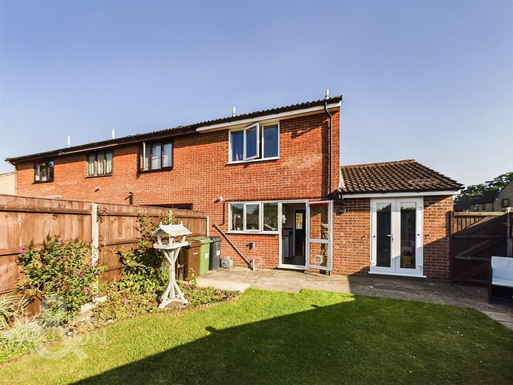 Lime Tree Avenue, Wymondham 2 bed end of terrace house for sale £260,000
