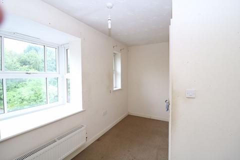 39 Heron Drive, Penkridge, Stafford, ST19 5UD