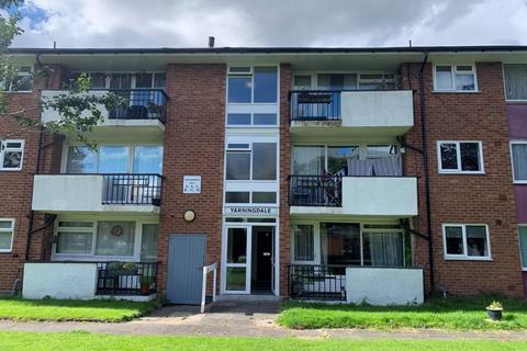 2 bedroom flat for sale - Harwood Grove, Solihull