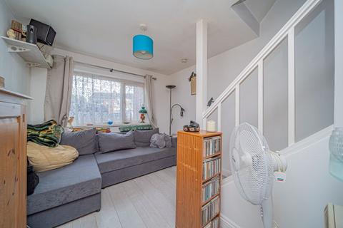 2c Avon Road, Melksham, SN12 8AY