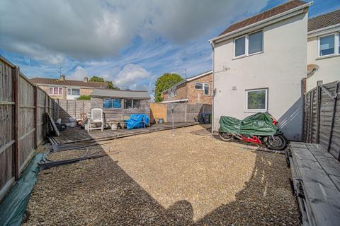 2c Avon Road, Melksham, SN12 8AY