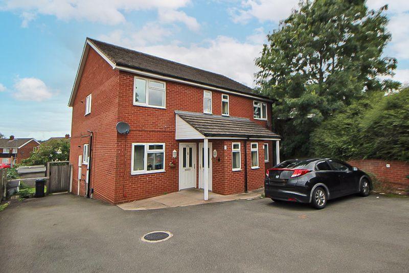 Yew Tree Lane, Coseley, WV14 8RF 2 bed flat for sale £44,000