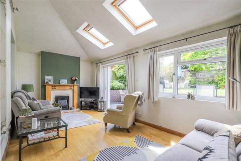 1 Gladeside, St Albans, AL4 9JA