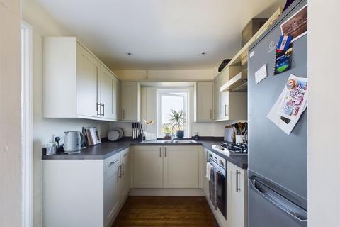 24 Coronation Avenue, Bath, BA2 2JN