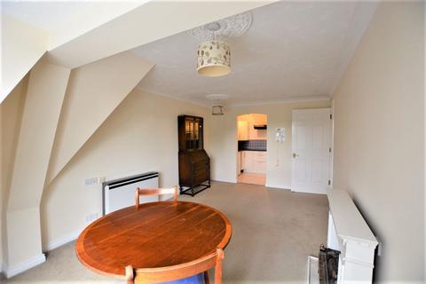 1 bedroom retirement property for sale, Uxbridge Road, Hatch End