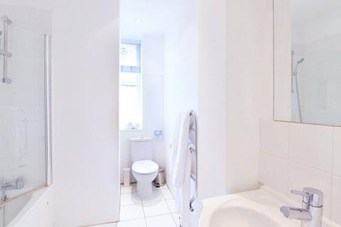 1 bedroom apartment to rent, Hill Street, London, W1J