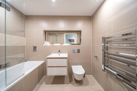 2 bedroom apartment to rent, Tavern Quay, Rope Street, Surrey Docks SE16