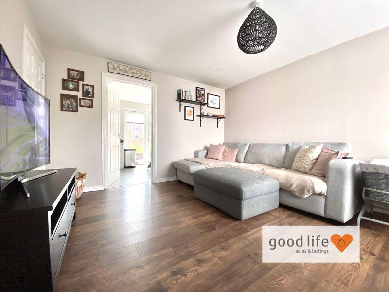 Woodham Drive, Sunderland SR2 3 bed semidetached house £170,000