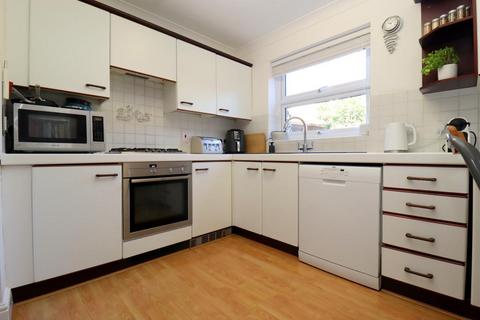34 Broadacres, Luton, LU2 7YF