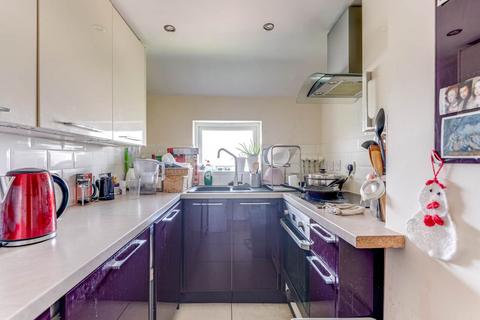 2 bedroom flat for sale - Kneesworth Street, , Royston