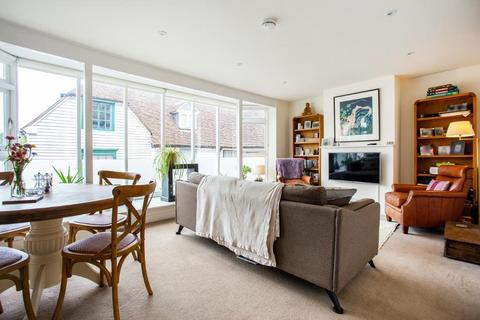 3 bedroom flat for sale, Stone Street, Cranbrook, Kent, TN17 3HF