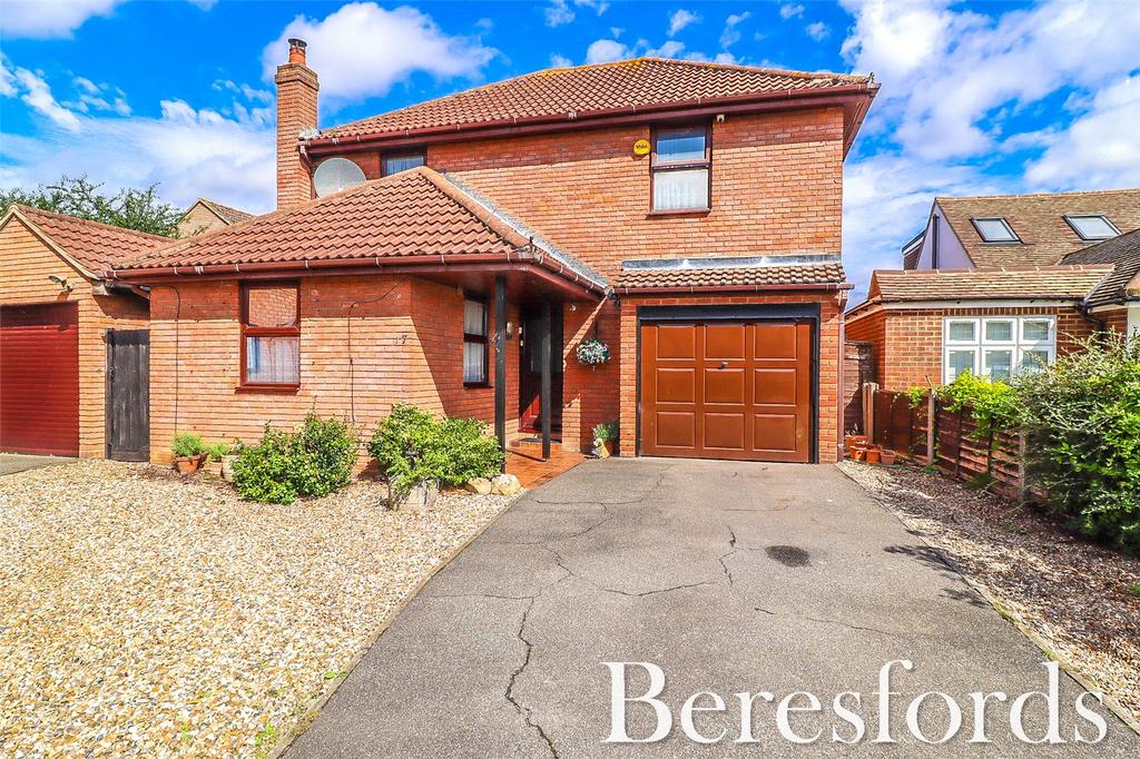 Fyfield Close, West Horndon, CM13 4 bed detached house for sale £499,999