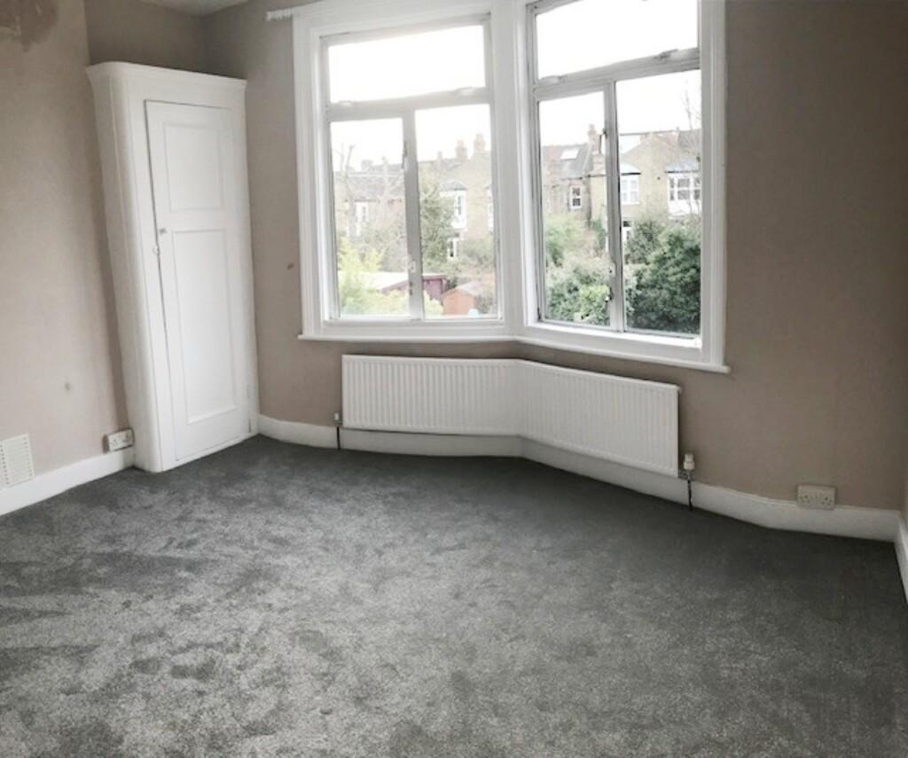 House in London - View 4
