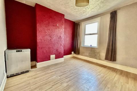 2 bedroom apartment for sale, Curzon Road, Bournemouth, BH1