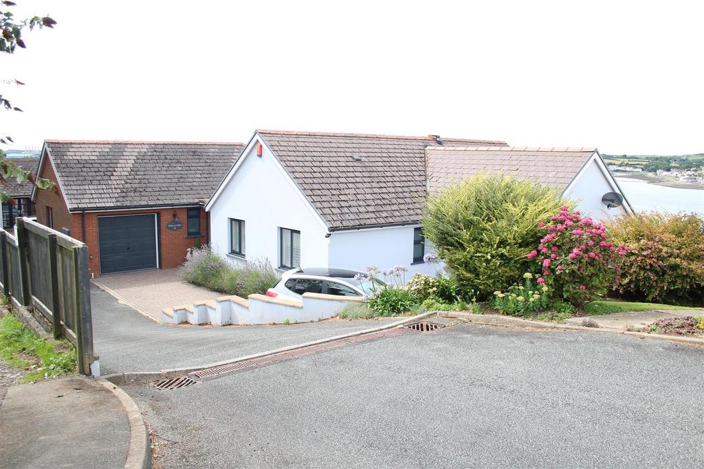 Connacht Way, Pembroke Dock 3 bed detached bungalow for sale £595,000