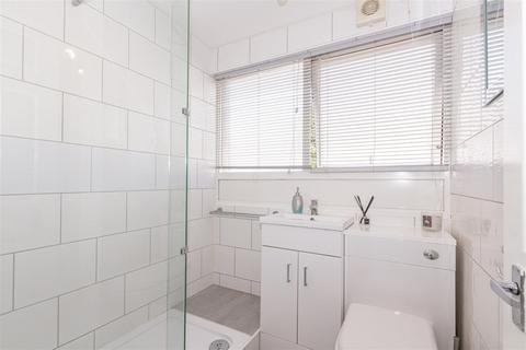 2 bedroom maisonette for sale, Green Place, Crayford, Kent