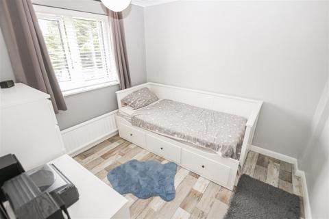 45 Mayplace Avenue, Dartford, DA1 4PQ