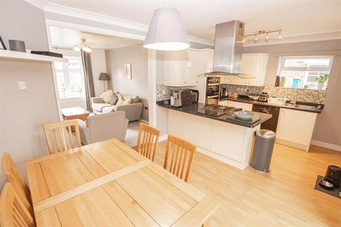 15 Bramley Place, Dartford, DA1 4NB