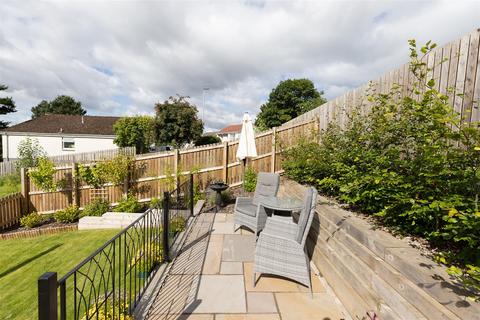 39 Berwick Brae, Perth, PH2 0TN
