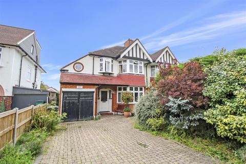331 London Road, Ewell, Epsom, KT17 2DE