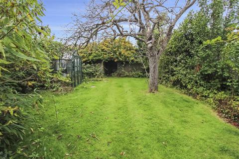 331 London Road, Ewell, Epsom, KT17 2DE