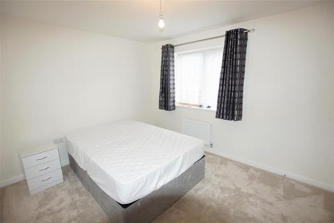 3 bedroom house to rent, Hawker Close, Birmingham