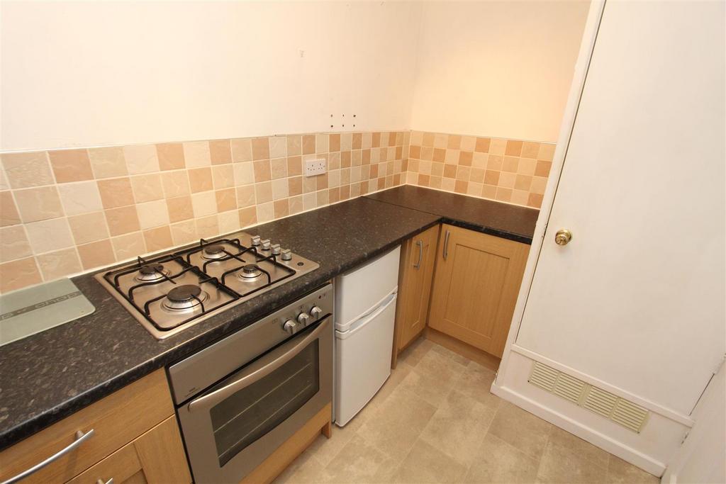 Kitchen1.JPG